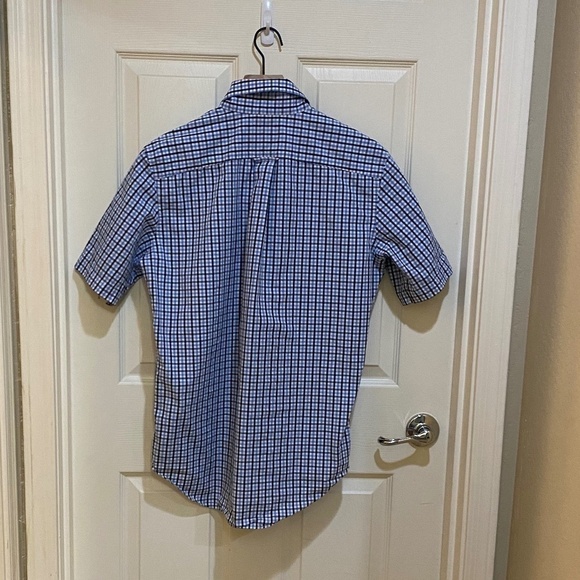 Nautica-Men's Small-Short sleeved-Collared-Button Down-Blue-Wrinkle‎ Resistant - Picture 2 of 8